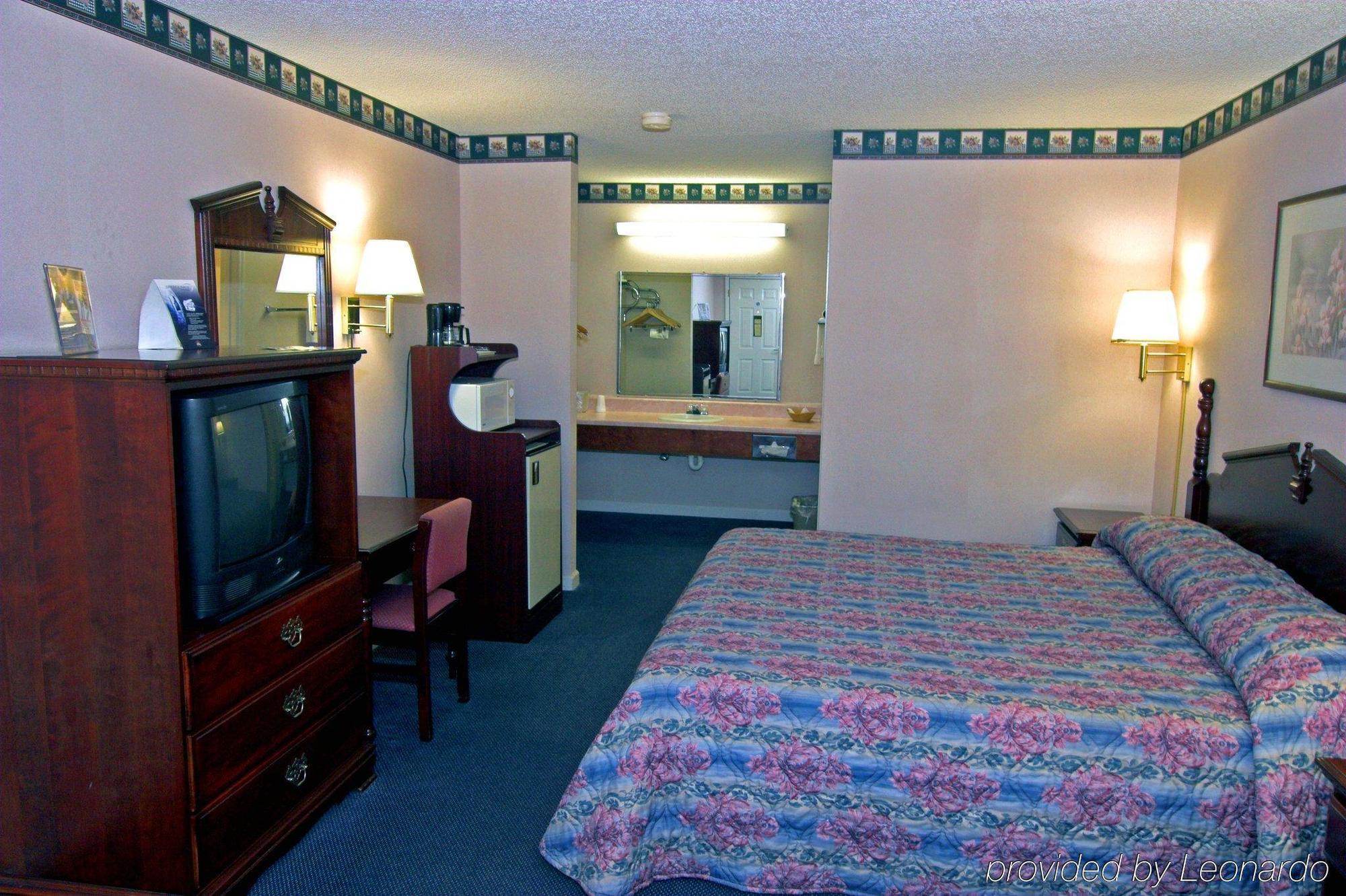 Americas Best Value Inn Hazlehurst Ruang foto